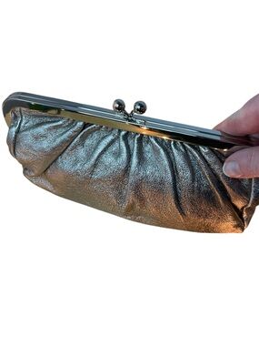 Express Metallic Silver Genuine Leather Kiss-Lock Clutch – Evening Bag